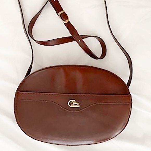 Cristian Vintage Made in Italy Genuine Leather OVAL Crossbody in Mahogany - Picture 1 of 7